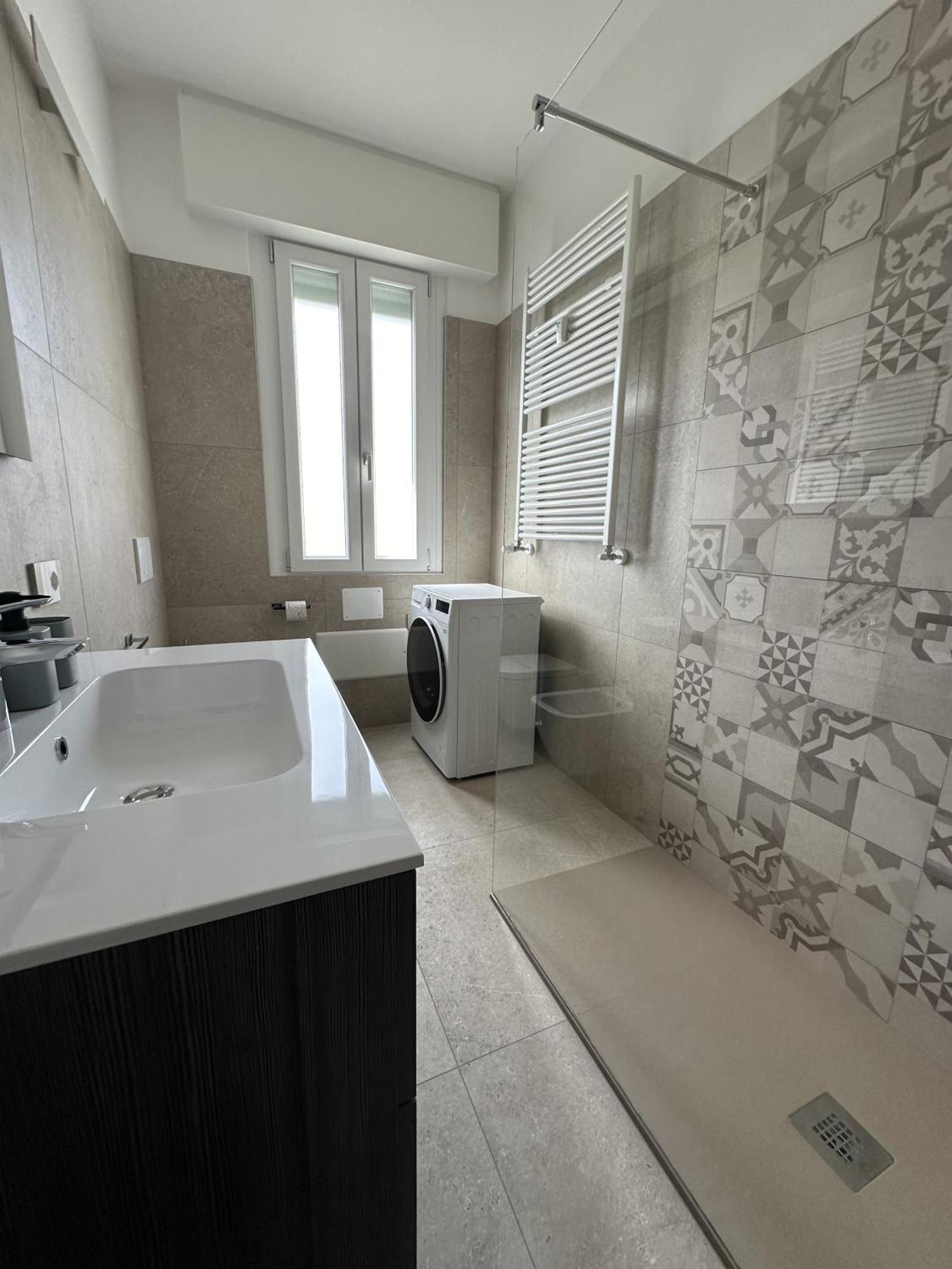 Appartamento Deluxe Fronte Ospedale 莱尼亚戈 外观 照片