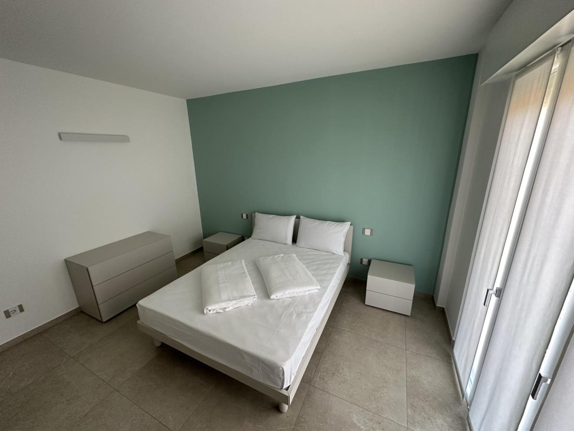 Appartamento Deluxe Fronte Ospedale 莱尼亚戈 外观 照片