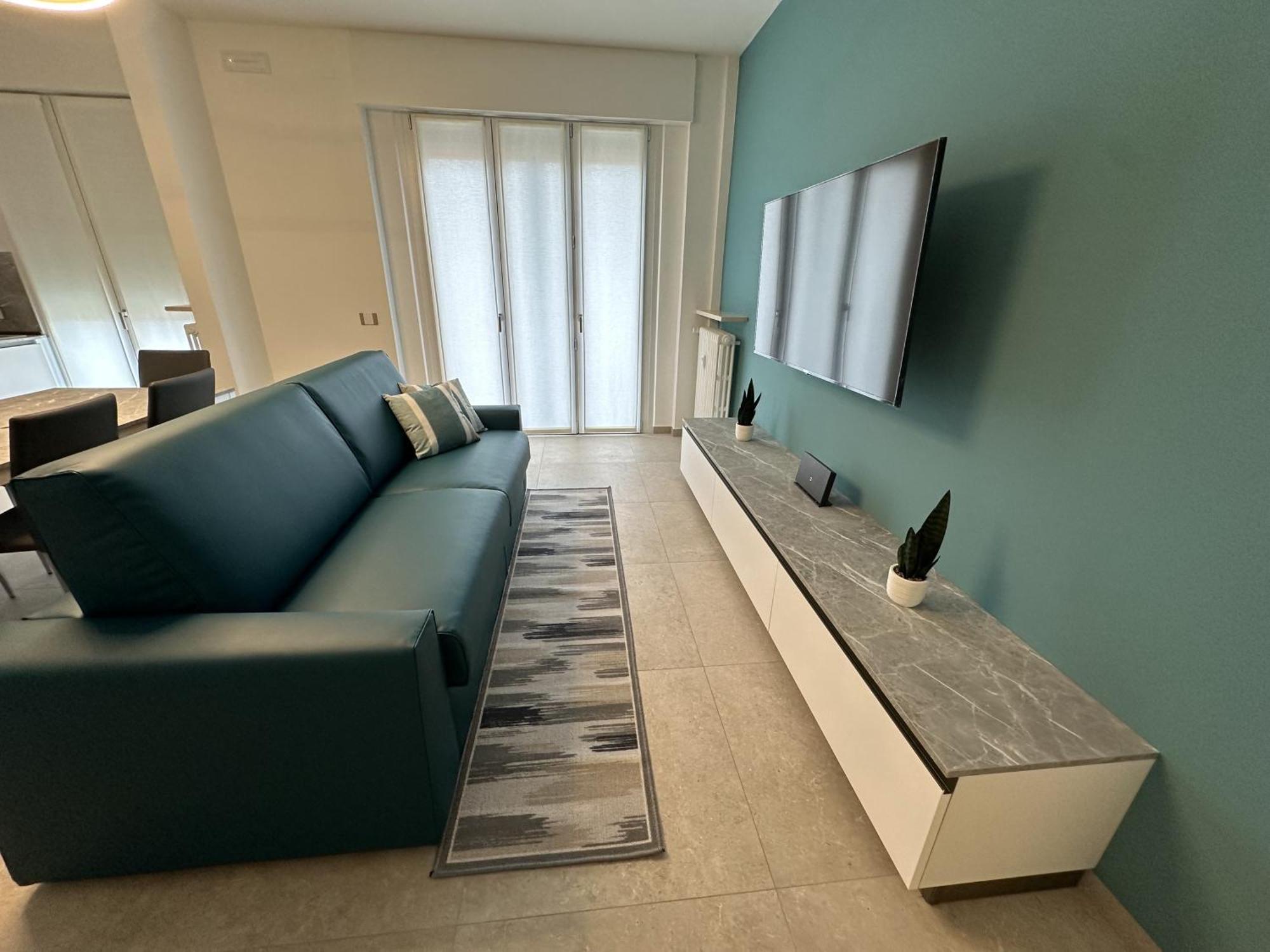 Appartamento Deluxe Fronte Ospedale 莱尼亚戈 外观 照片