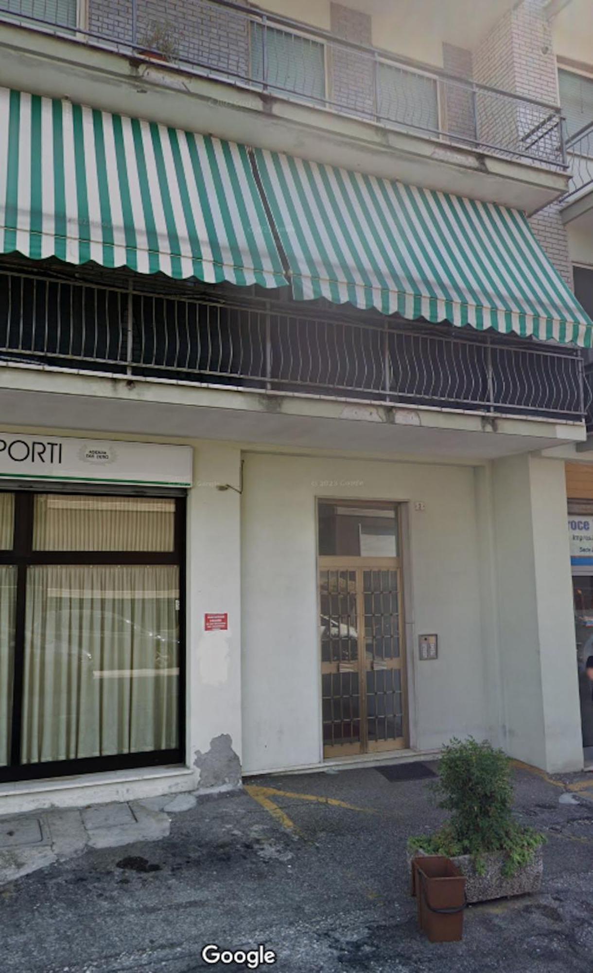Appartamento Deluxe Fronte Ospedale 莱尼亚戈 外观 照片